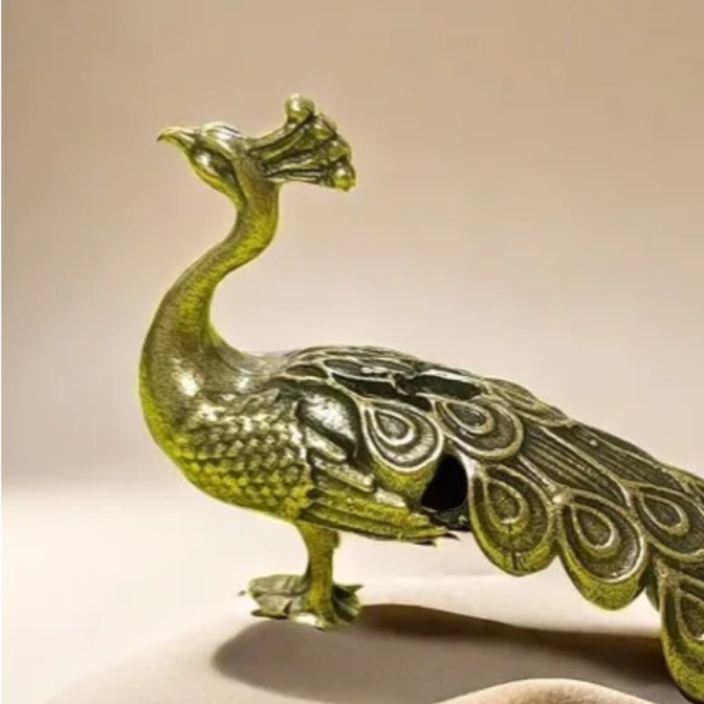 Peacock - Picture 4 of 4